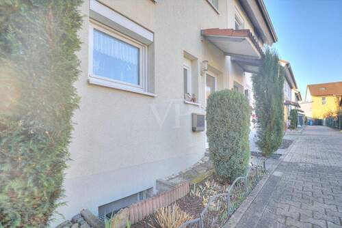 Eingang ins neue Glück - 