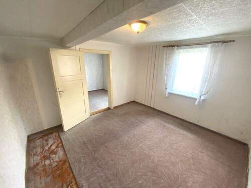 Obergeschoss: Schlafzimmer 2 - 