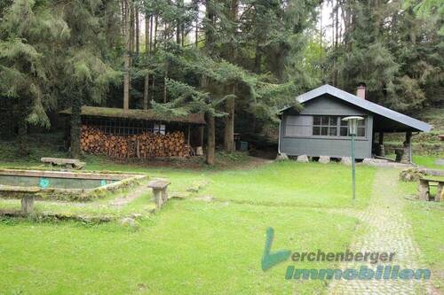 Hütte und Holzschuppen.jpg - Grundstück zum Kaufen in Vilshofen / Kothwies