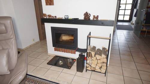 der Kamin im Wohnzimmer - 