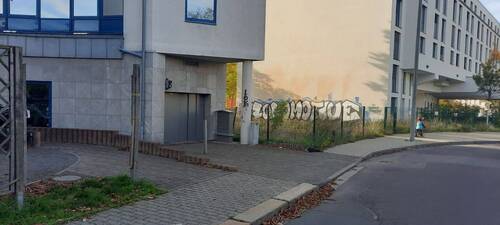 Einfahrt Tiefgarage - 