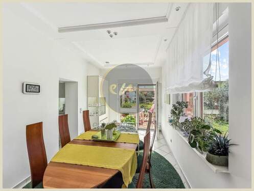 Essen (EG) - Ruhig gelegenes 3-Familien-Haus, bezugsfrei, modernisiert, Garten, Garagenstellplatz, Carport...