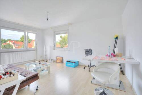 Wohnzimmer - 2 Zimmer Etagenwohnung zum Kaufen in Heilbronn