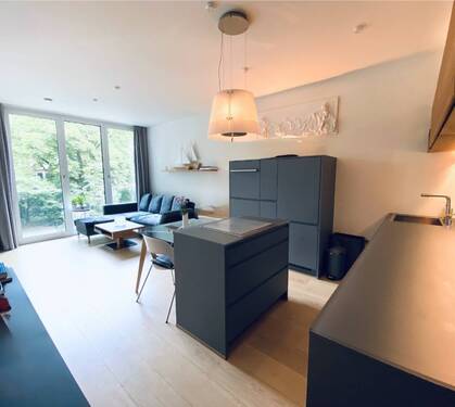 Küche / Wohn-/ Essbereich - 2 Zimmer Etagenwohnung zum Kaufen in Hamburg