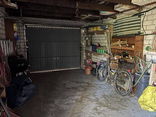 Garage - 