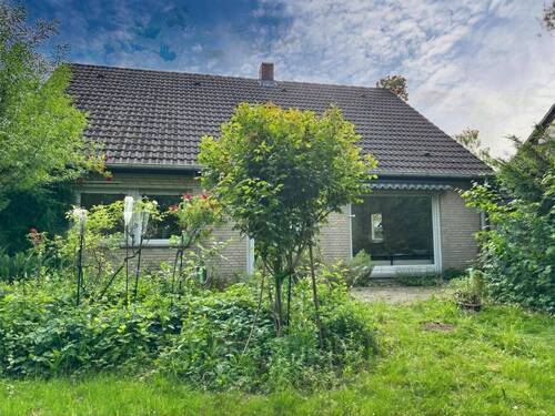 Rückansicht - Einfamilienhaus mit 152,00 m&sup2; in Krefeld zum Kaufen