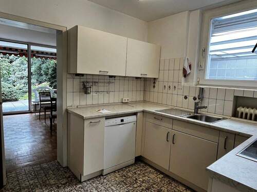 Küche, Fenster zum Hof - 