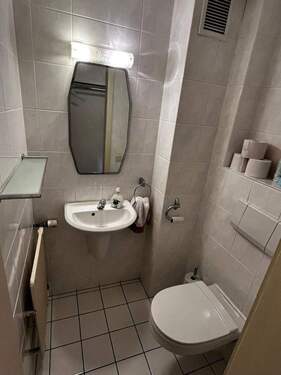 WC im Gartengeschoss - 