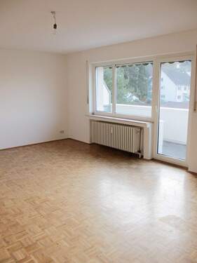 Wohnzimmer - Etagenwohnung mit 69,00 m&sup2; in Bad Neuenahr-Ahrweiler zum Kaufen