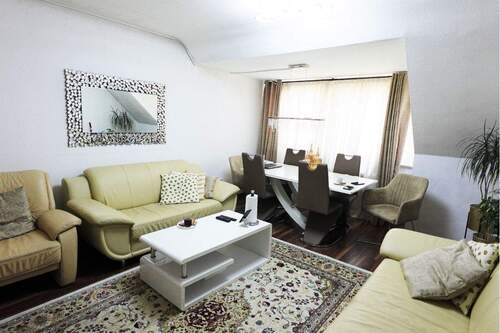 Wohnzimmer - Etagenwohnung mit 73,00 m&sup2; in Remscheid zum Kaufen