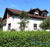 *** Gepflegtes Zweifamilienhaus mit Garten in Roßbach***