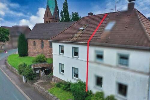 West Ansicht - 7 Zimmer Doppelhaushälfte in Fürstenberg