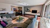 Wohnzimmer - 5 Zimmer Terrassenwohnung zum Kaufen in Bremen