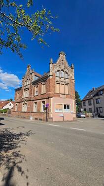 Außenansicht (2).jpg - Große Jugendstilwohnung mit viel Platz im gepflegten Dreifamilienhaus