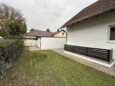 Garten Blick West Kellerabgang - 