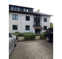 4-Zimmer-Wohnung mit ca.90 m² Wohnfläche mit Balkon und PKW-Stellplatz! - Göttingen Weende