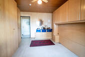 Schlafzimmer 2 von 2 EG - 