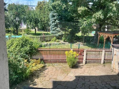 Hinterhof und Garten - Mehrfamilienhaus, Wohnhaus mit 160,00 m² in Oelsnitz zum Kaufen