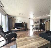 Neuwertige Doppelhaushälfte - ideal für die Familie - Steinenbronn