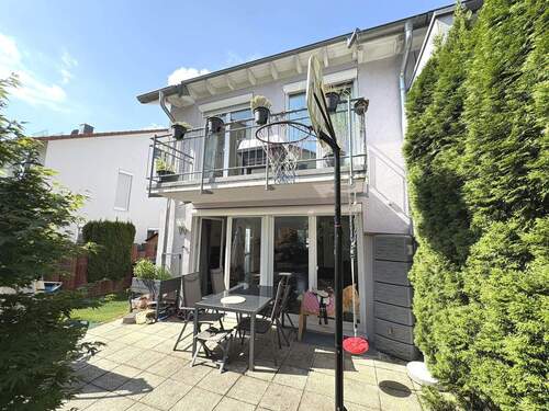 Rückseite - 6 Zimmer Doppelhaushälfte in Steinenbronn