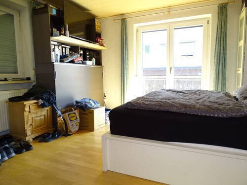 Erdgeschoss, Zugang Balkon - 