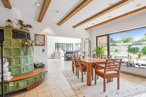 Esszimmer - Einfamilienhaus mit 280,00 m² in Köln zum Kaufen