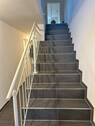 Treppe in den Wohnbereich - 