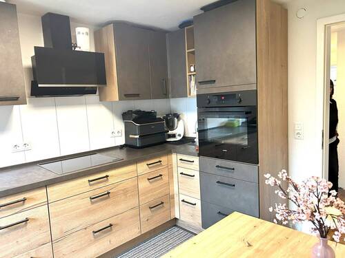 viel Stauraum - 5 Zimmer Einfamilienhaus zum Kaufen in Schömberg