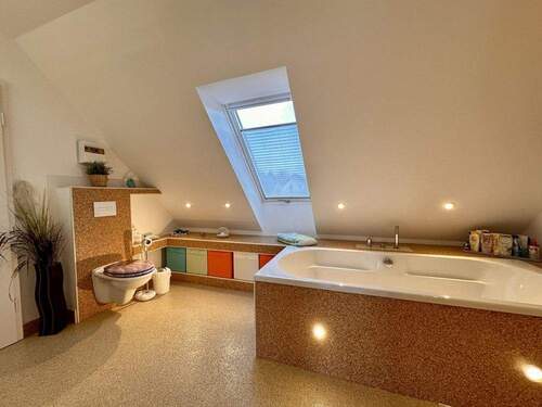 Ton in Ton abgestimmtes Vollbad - 