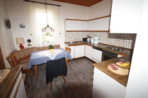 Wohnküche in der Dachgeschosswohnung - 