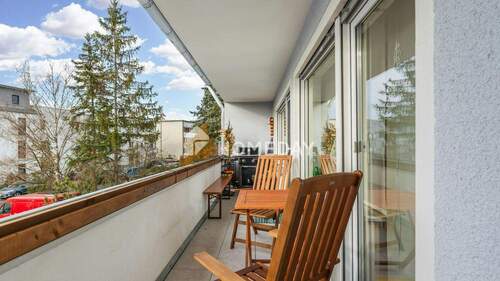 Loggia 1 - 3 Zimmer Etagenwohnung zum Kaufen in Erlangen