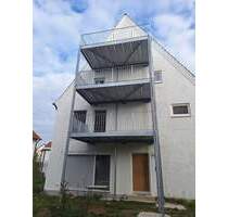 Neu sanierte 4-Zi.-Wohnung in ruhiger Lage mit großem Garten - Weissenhorn Weißenhorn