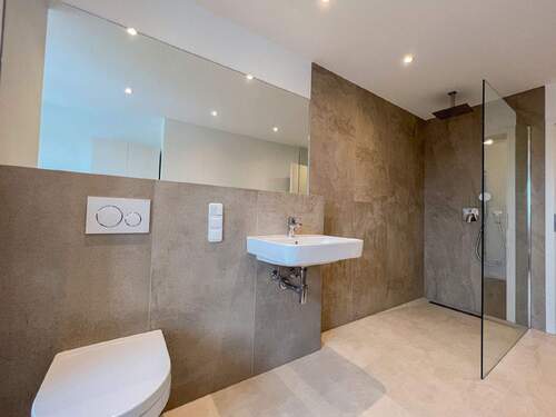 Impression Tageslichtbad OG - 