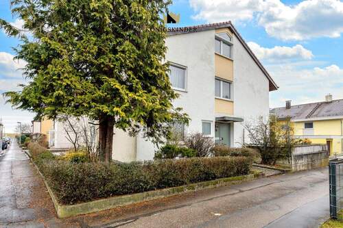 Außenansicht - Großzügige Doppelhaushälfte mit ca. 159m² Wohnfläche, vielseitiger Raumaufteilung, Garten und Garage