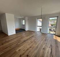 Neuwertige Seniorengerechte 3 Zimmerwohnung in Groß-Umstadt zu vermieten