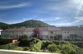 Blick vom Balkon - Familienfreundliches RMH mit sonnigem Garten in zentraler Lage von Bad Urach