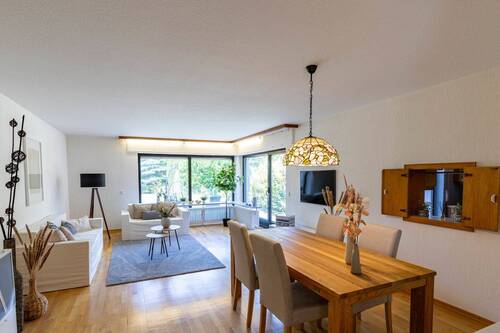 Wohnen - 6 Zimmer Einfamilienhaus zum Kaufen in Neuss / Norf