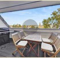 Moderne Dachgeschosswohnung mit großem und kleinen Dachbalkon sowie Aufzugsanbindung - Berlin Moabit