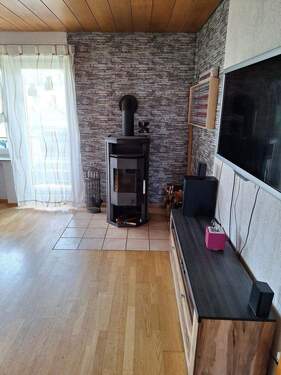 Holzofen im Wohnzimmer - 