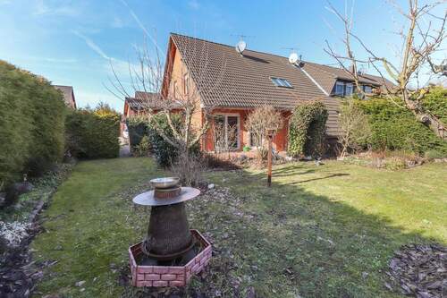 Rückfront - 4 Zimmer Reihenendhaus in Stendal