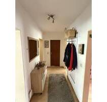 Stilvolle 4-Zimmer-Wohnung mit Balkon, Garage & Keller in ruhiger Wohnlage - Sankt Sebastian