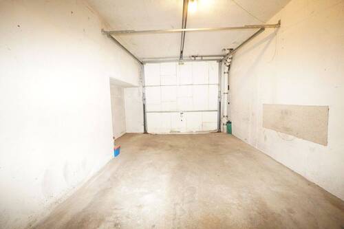 Garage - 