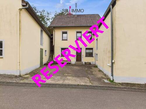 Bild 1 - Ehemaliges Bauernhaus mit Nebengebäuden in Kruchten