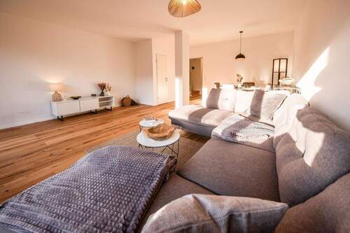 Bild 2 - 5 Zimmer Reihenmittelhaus zum Kaufen in Stuhr