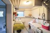 Waschküche mit eignem Platz - 
