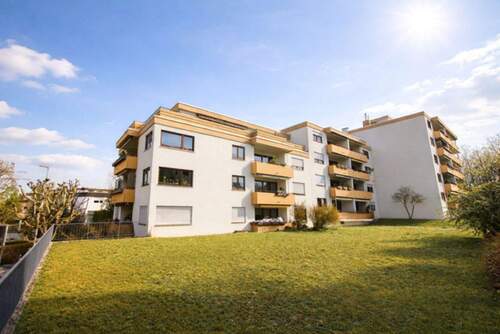 Hausansicht - 3 Zimmer Einfamilienhaus zum Kaufen in Ditzingen