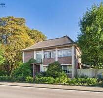 Wohnen & Arbeiten am Waldrand: EFH mit Einliegerwohnung und Gewerbe in Wassenberg