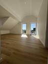 Wohnzimmer, Zugang Balkon - 