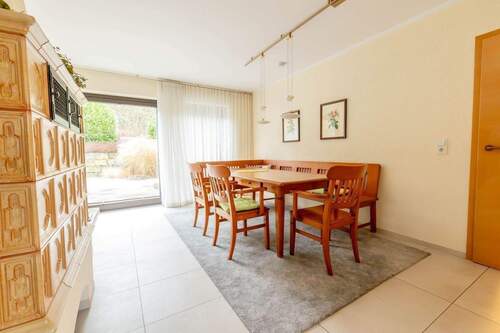 Wohn/Esszimmer mit Kaminofen Bild 4 - 