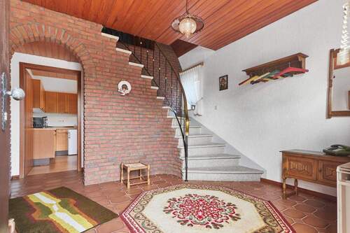 Diele - 4 Zimmer Einfamilienhaus zum Kaufen in Achim